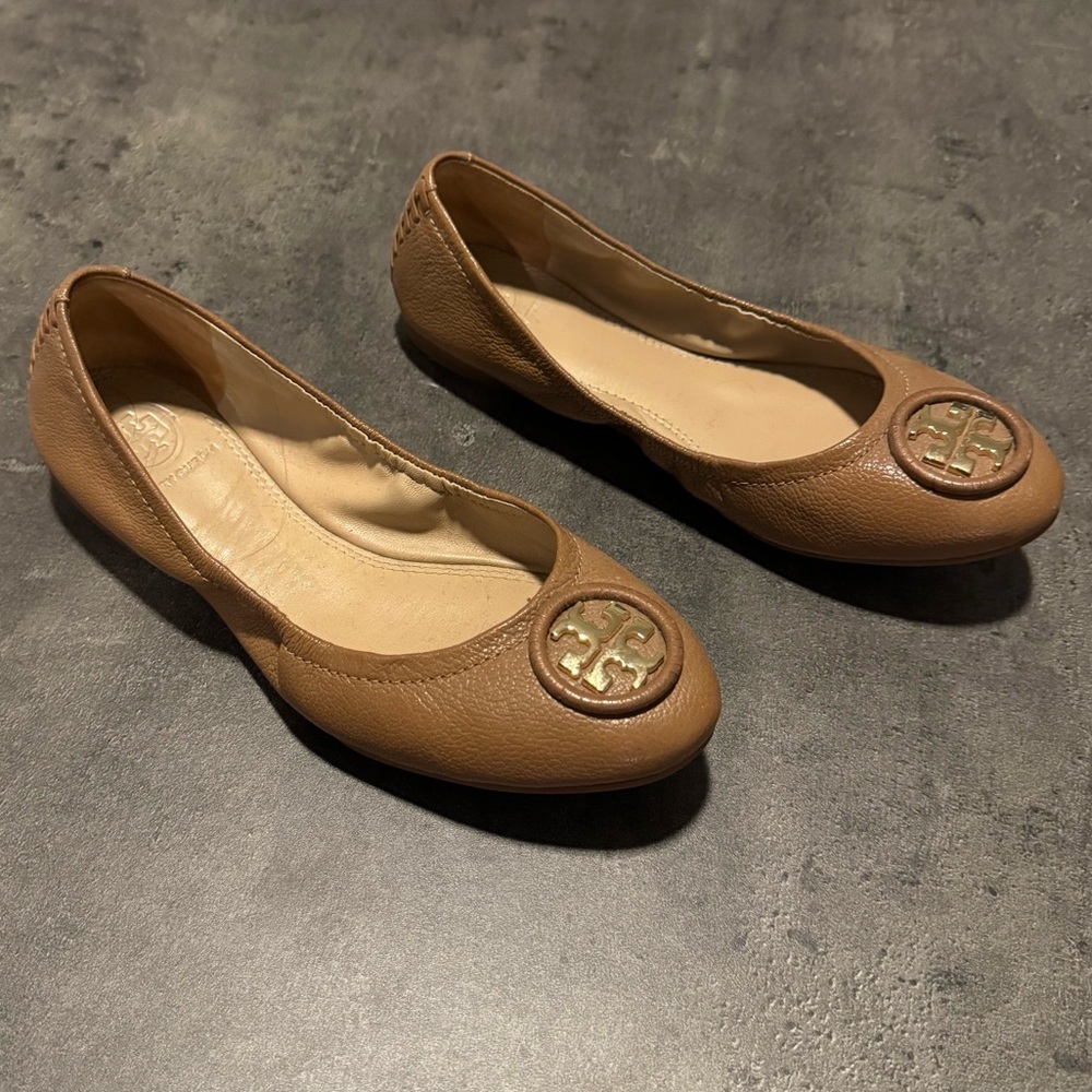 Tory Butch Tan Allie Ballet Flats, Size 5